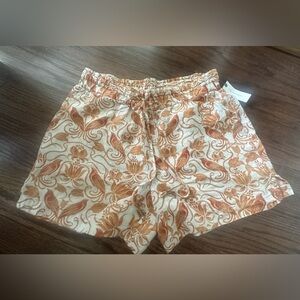 Super cute Anthropologie tie front shorts New Small